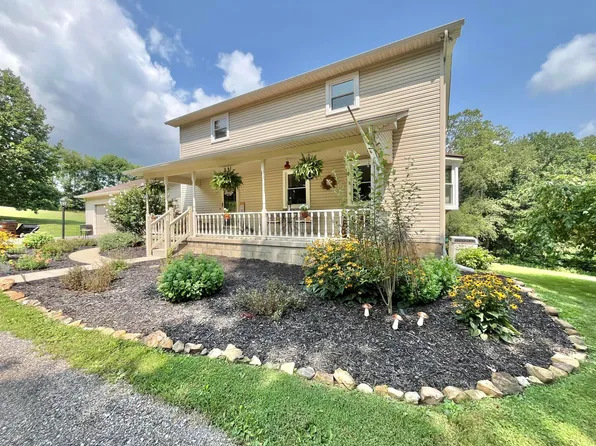 524 W Rushville Rd NE, Lancaster, OH 43130