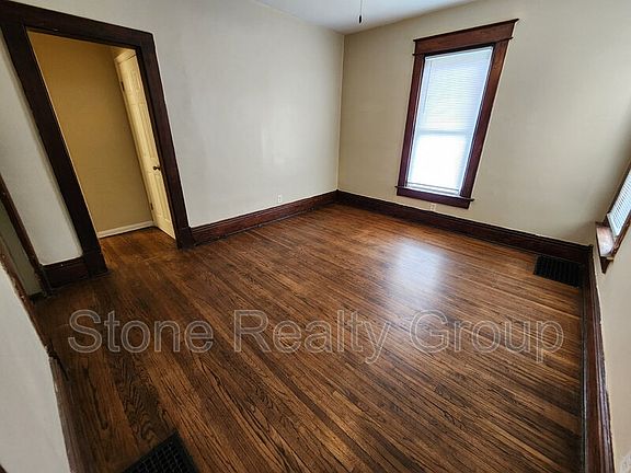 2nd image of 103 S 18th St Unit A