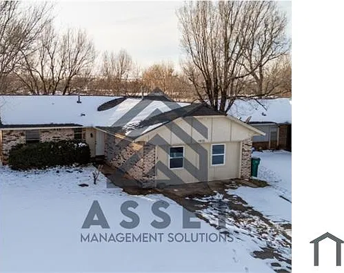 5 bed, 1566 sqft, $1,595 — Photo 2