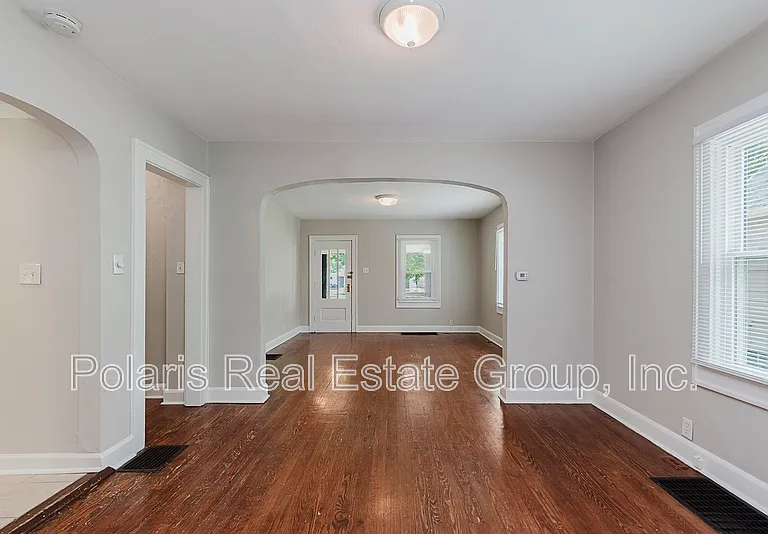 6222 Kingsley Dr — Photo 6
