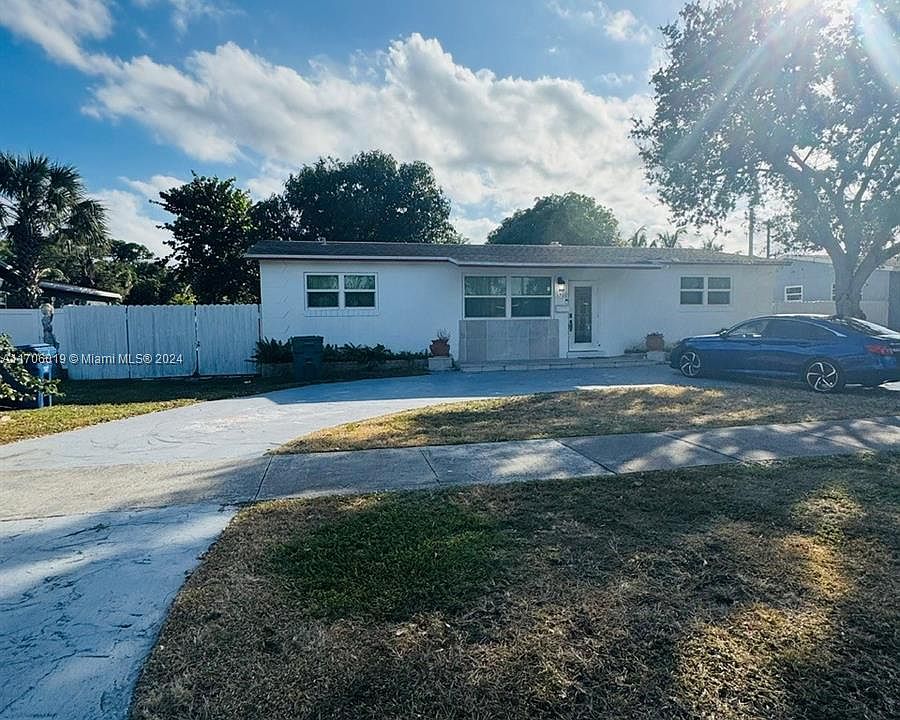 1st image of 1760 NW 175th St