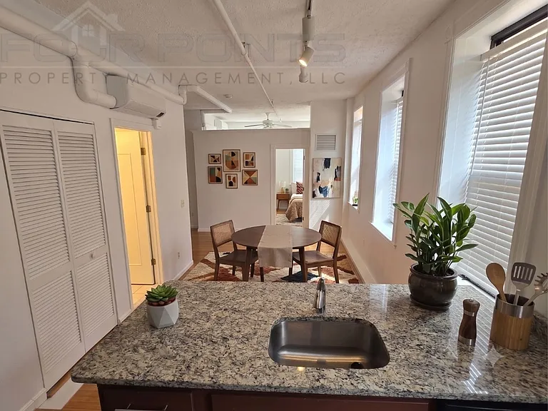46 Washington St #303 — Photo 11