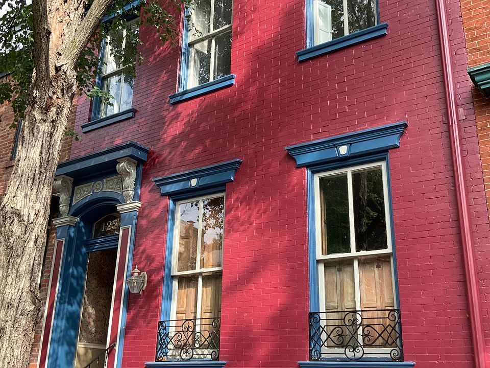 2nd and 3rd floors of historic home- Beautiful!!