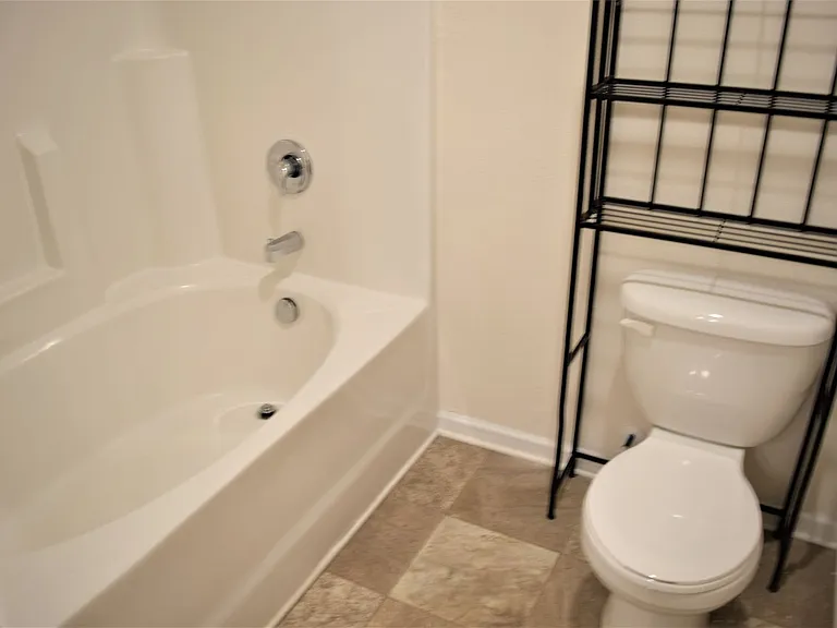 8628 Ballard Hills Ct — Photo 11