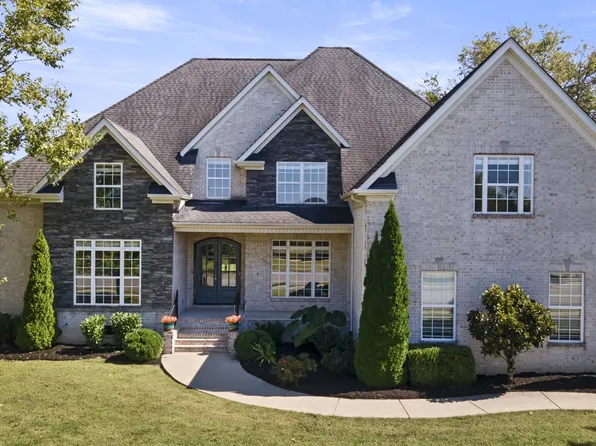 2804 Battleground Dr, Murfreesboro, TN 37129