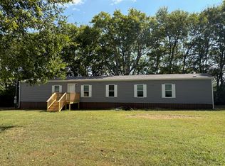 422-9 Norman Rd, Columbia, TN 38401
