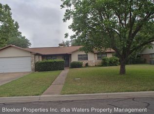 903 Parkway St, Georgetown, TX 78628