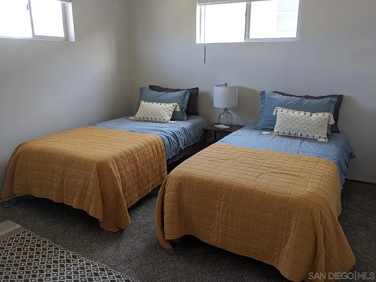 4662 W Point Loma Blvd — Photo 6