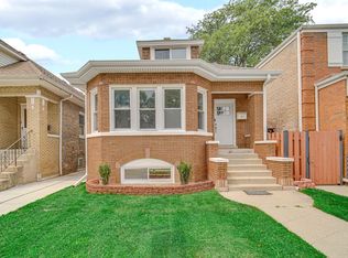 3048 N Marmora Ave, Chicago, IL 60634