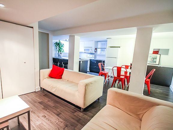 4th image of 1148 Woodroffe Ave #B