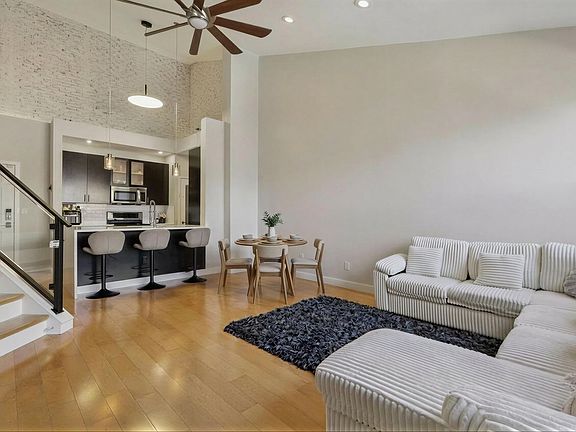 3rd image of 24 Avenue At Port Imperial APT 421
