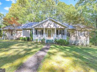 595 Mauldin Rd, Sautee Nacoochee, GA 30571