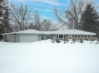 3103 W Southland Dr, Franklin, WI 53132