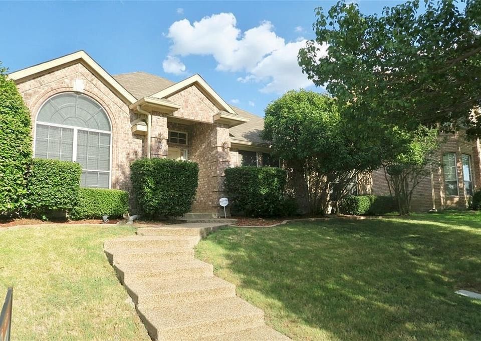 1st image of 2083 S Old Orchard Ln