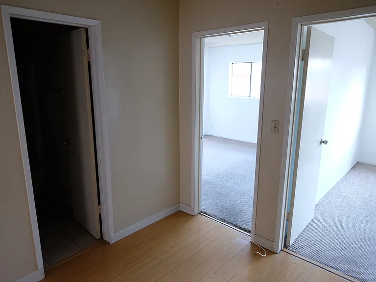 Tilden Apartments — Photo 33