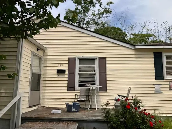 2380 Country Club Rd, Spartanburg, SC 29302