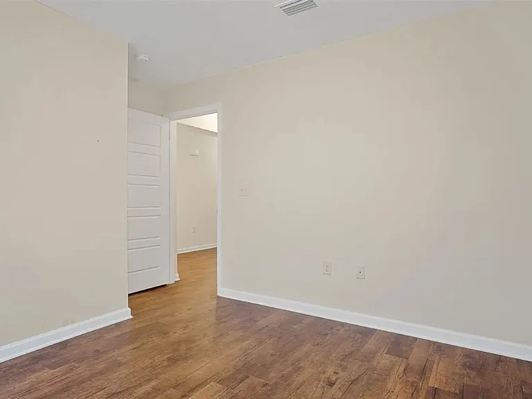 10373 Shetland Dr — Photo 17