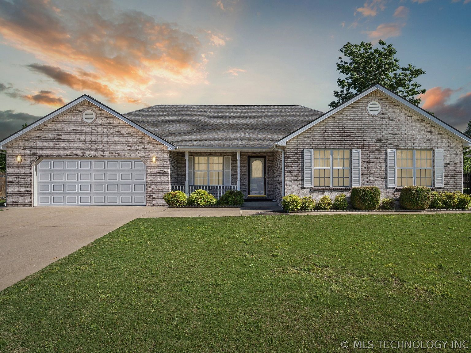 225 SE 15th Ct, Pryor, OK 74361 | MLS #2414518 | Zillow