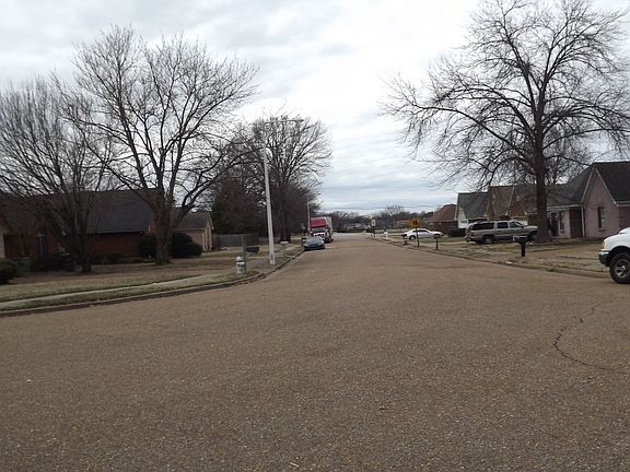 5th image of 2635 Coulter Ln
