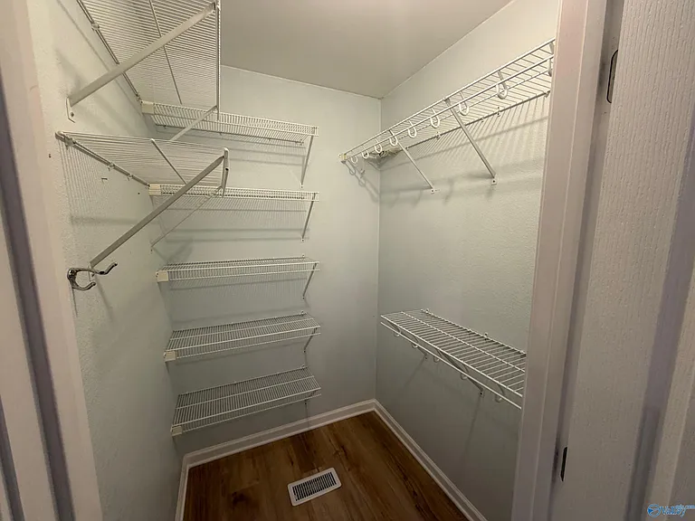 542 Holmes Drake Rd — Photo 15