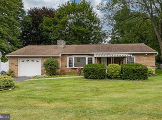 8 Garden Cir, West Chester, PA 19382