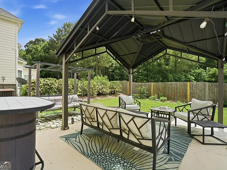 3951 Oak Field Dr — Photo 40