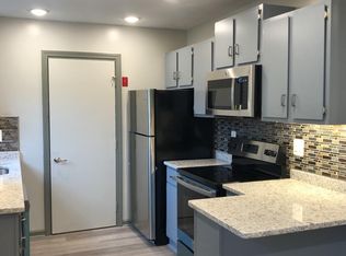 403 Long Hill Rd #21, Groton, CT 06340