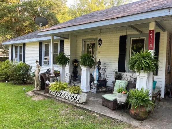 2714 E Hardtner Dr, Urania, LA 71480