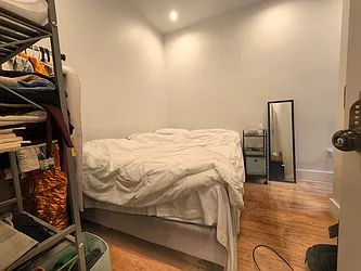 Rented by RELEASE NY