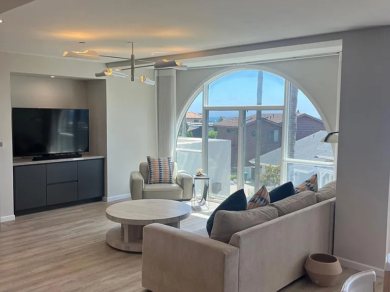 5470 La Jolla Blvd #H202 — Photo 9