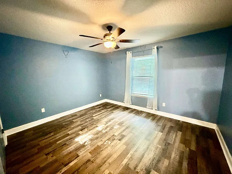 7351 Zain Michael Ln — Photo 10