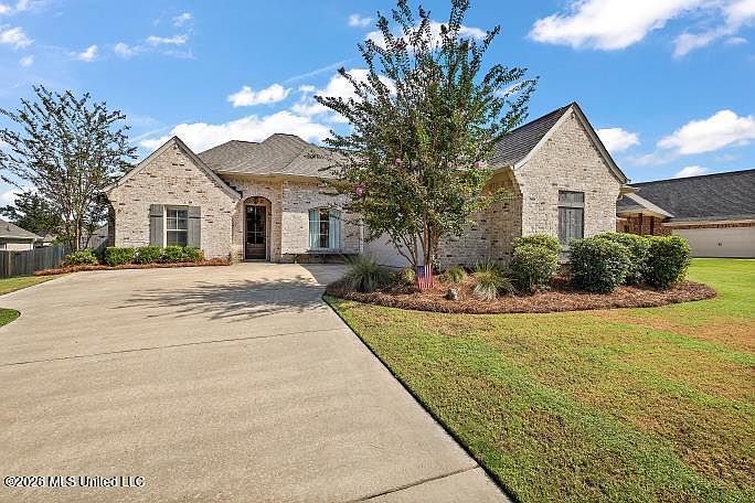 1st image of 185 Buckhead Dr