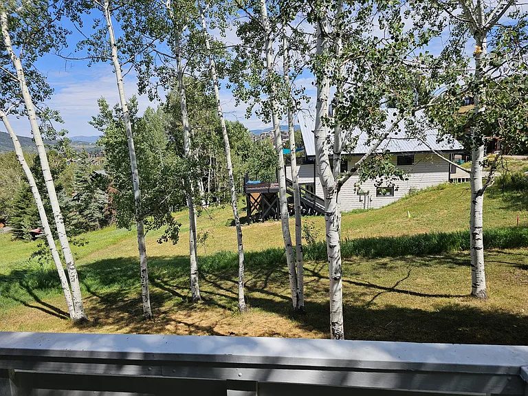 2735 Alpenglow Way #B — Photo 13