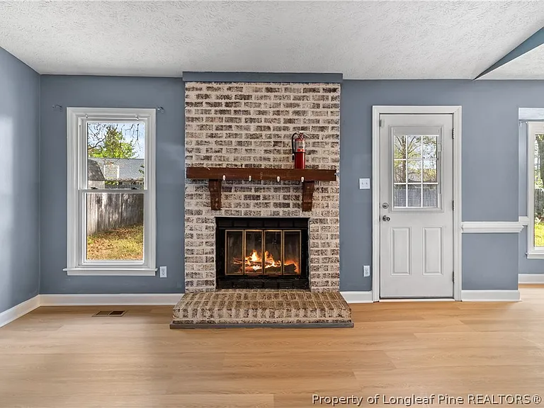7312 Navarro St — Photo 2