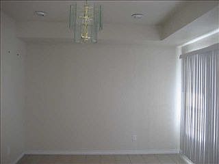 4th image of 2613 Hutchinson St