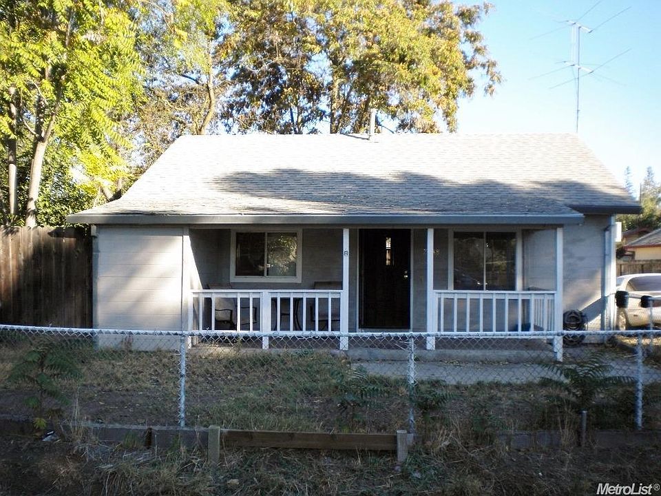 1st image of 2838-1/2-2838 Belle Ave