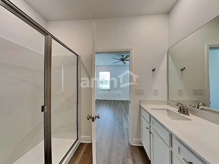 14526 Cedar Mill Dr — Photo 16