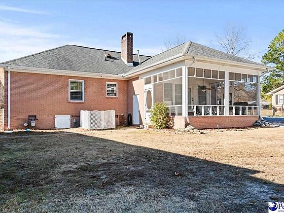 3rd image of 502 Jefferson St