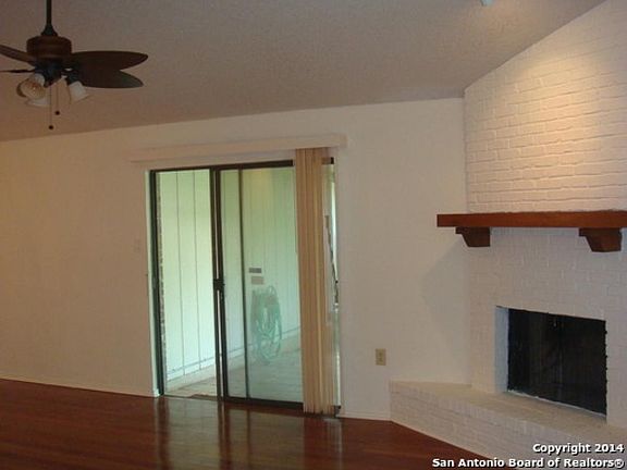 4th image of 13602 Shady Walk Dr