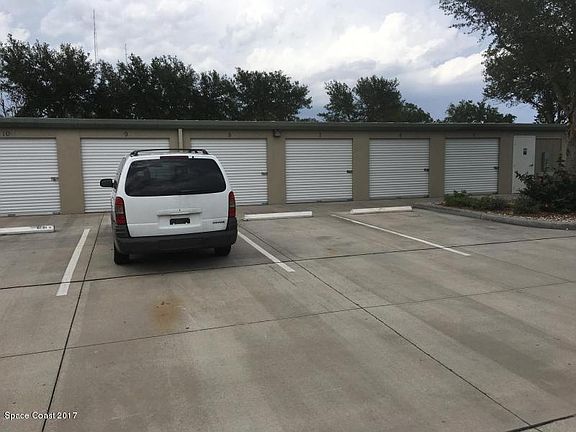 5th image of 3460 Bobbi Ln