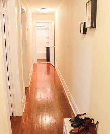 3rd image of 910 N Amelia Ave APT 4