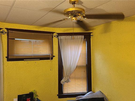5th image of 80 Goulding Ave