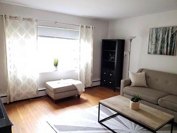 5th image of 160 Waterman St #6