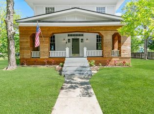 916 Holland St, Navasota, TX 77868