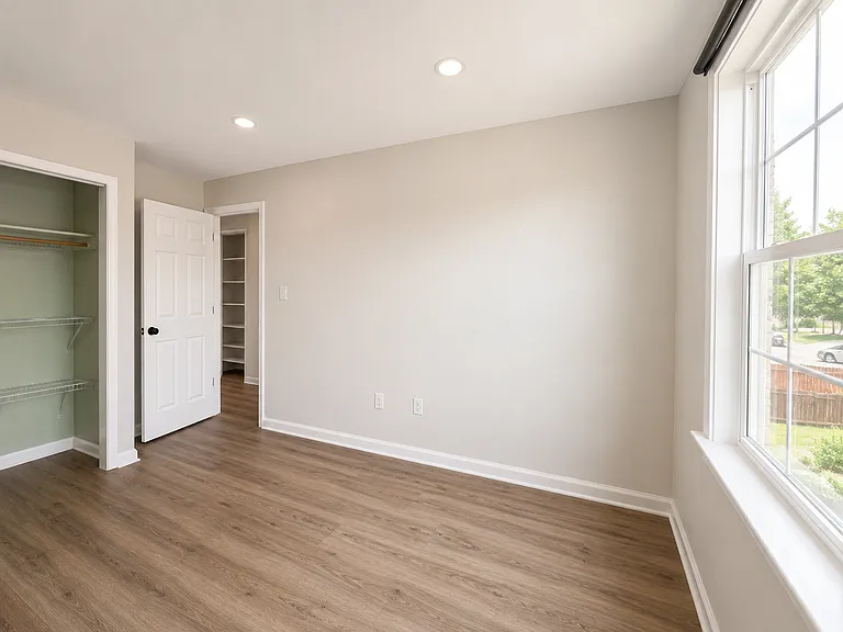 35 Vienna Ct — Photo 6