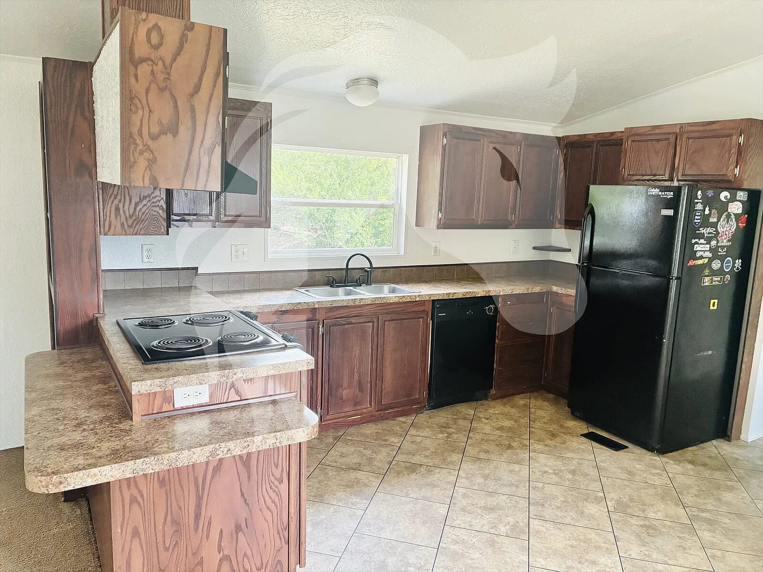 3 bed, 2.0 bath, $850 — Photo 2
