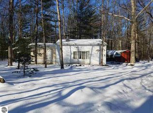 10196 Marx Rd, Wellston, MI 49689