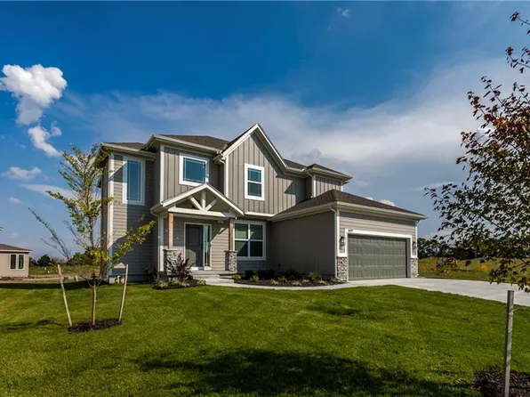 16977 S Mahaffie St, Olathe, KS 66062