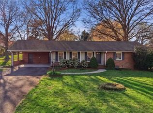 2862 Spicewood Dr, Winston Salem, NC 27106