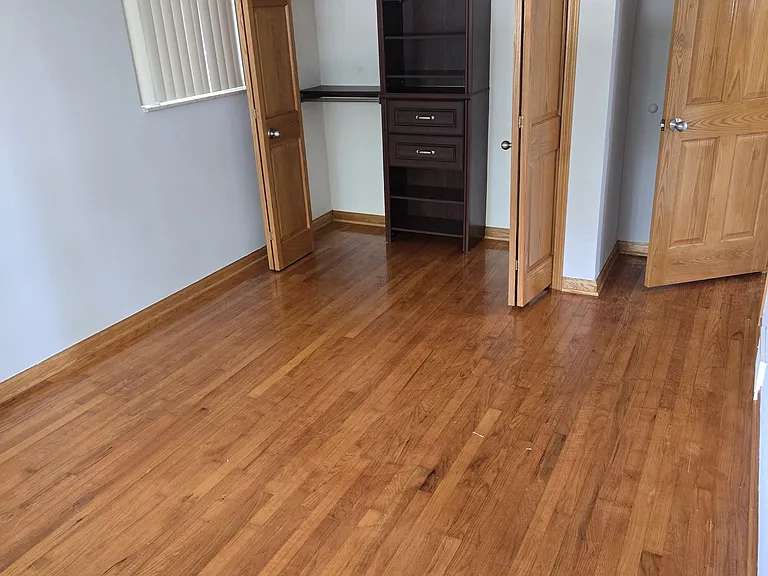 20204 Blackburn St — Photo 3